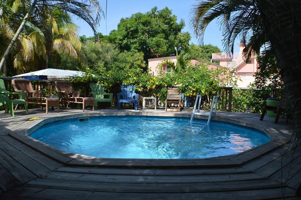 Esperanza Inn Guesthouse (Adults Only)